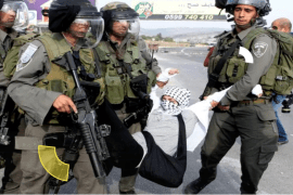 هناك شهادات موثقة حول حوادث العنف الجنسي ضد النساء الفلسطينيات (غيتي)