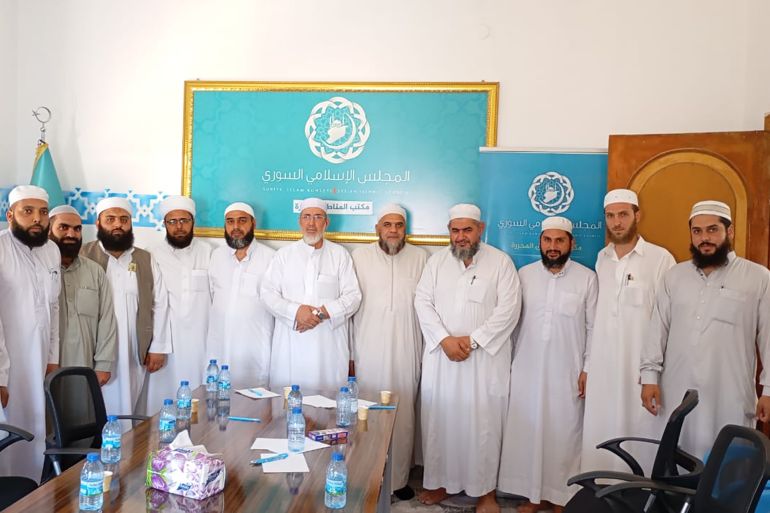 المجلس الإسلامي السوري هيئة مرجعية شرعية وسطية سورية، تسعى إلى جمع كلمة العلماء والروابط الشرعية، وإيجاد الحلول الشرعية لمشكلات السوريين وقضاياهم من صفحتهم على تويتر