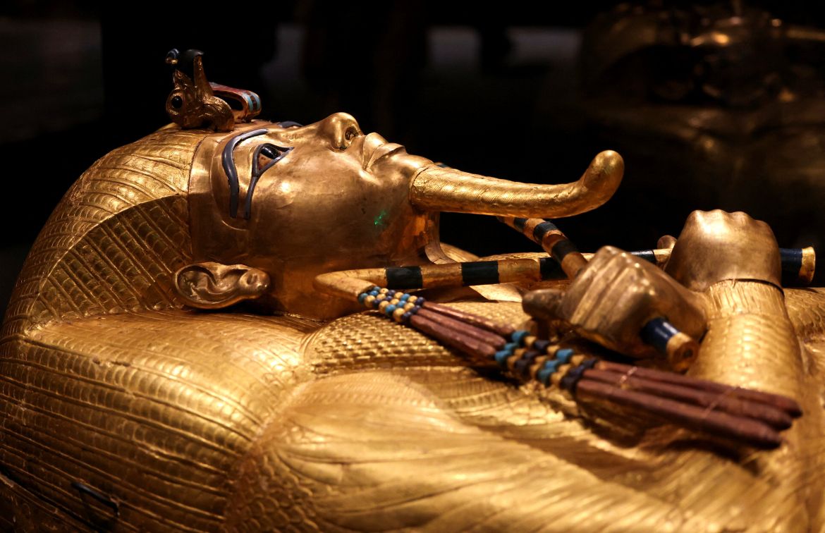 The golden coffin of ancient Egyptian king Tutankhamun is on display in his gallery during the first day for visitors, after the official opening of the Grand Egyptian Museum (GEM), near the Giza pyramid complex, in Giza, Egypt, November 4, 2025. REUTERS/Mohamed Abd El Ghany